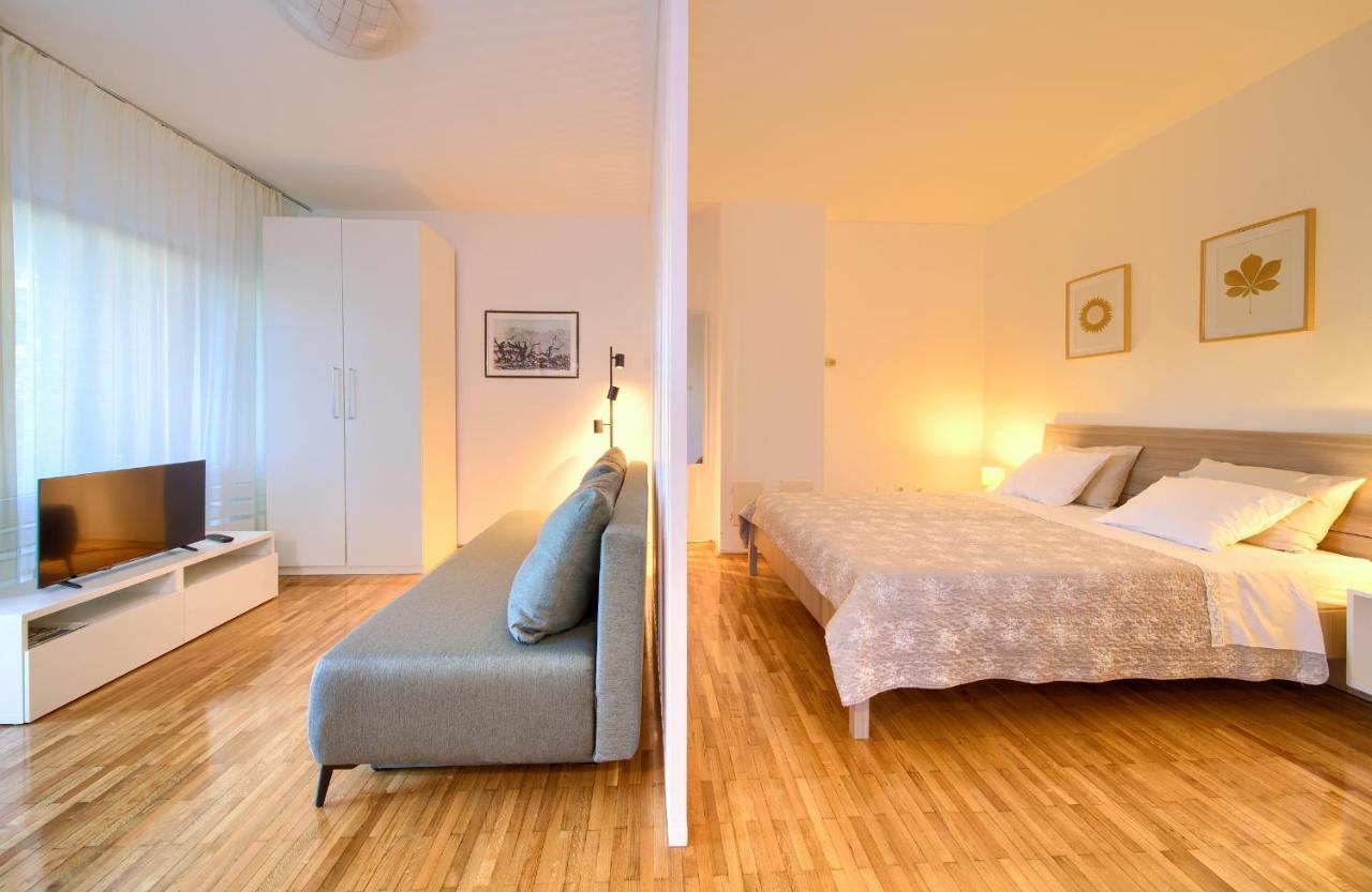 Apartments Meri Njivice Eksteriør billede